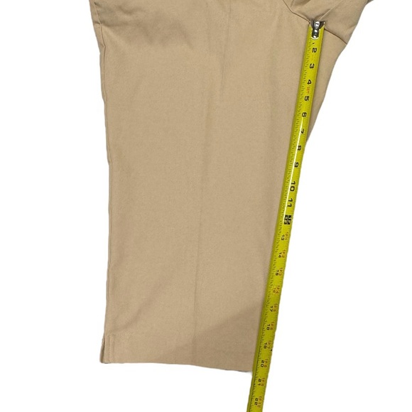 Alfred Dunner tan colored size 18 classic fit capri pants NWT! - Picture 6 of 9